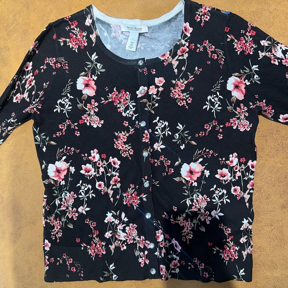 White House Black Market Floral Cardigan